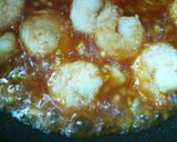A picture of step 7 of Savoury Prawns Coated in Chili Sauce.