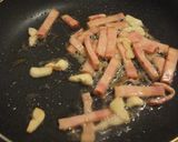 A picture of step 3 of Curry-Flavored Pumpkin & Bacon Garlic-Butter Stir-Fry.
