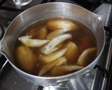 A picture of step 3 of Stewed Chicken Wings with Black Vinegar.