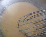 Hình bước làm 2 của món Crepe phiên bản mặn