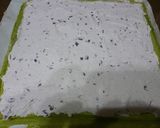 A picture of step 16 of Fluffy Green Tea Chiffon Swiss Roll with Adzuki Cream.
