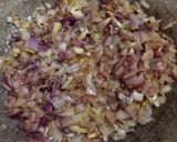 A picture of step 3 of Pav bhaji.