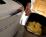 Foto del paso 13 de la receta: Patatas Guisadas al Vino en Panificadora