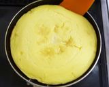 A picture of step 11 of Apple Cheesecake in a Frying Pan.