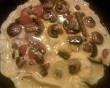 mushroom cheese jalapenos de vinagre and avacado omelet recipe step 2 photo