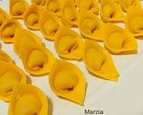 Foto del passaggio 5 della ricetta I tortellini Emiliani (ricetta di famiglia)