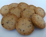 A picture of step 7 of Crispy Kinako Adzuki Cookies.