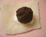 A picture of step 7 of Soft & Delicous Cream Daifuku.