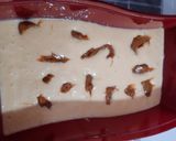 Foto del paso 2 de la receta: Helado Banana Split ¡EN 3 PASOS!, veteado con dulce de leche #postresuruguayos