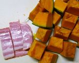 A picture of step 1 of Kabocha Squash and Bacon in Buttery Milk Soup.