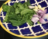 A picture of step 2 of Cream of Broccoli Spinach and Walnut Soup.