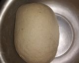 A picture of step 3 of Matar kachori.