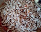 Foto langkah ke 2 dari resep Cireng isi ayam suwir pedas (ide jualan).