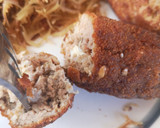 Foto del paso 3 de la receta: Carne rellena de queso (deditos)