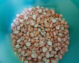Foto langkah ke 1 dari resep Peyek super renyah.