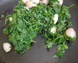 A picture of step 2 of Balloon vine dosa.