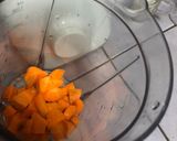 A picture of step 2 of Carrot and coconut juice...