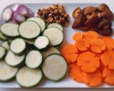 Hình bước làm 1 của món Canh BÍ NGÒI nấu mọc
