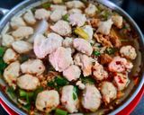รูปขั้นตอนการทำที่ 7 ของ ก๋วยเตี๋ยวหมูเด้งน้ำใส กับ หมูเด้งต้มยำ