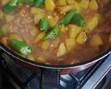 A picture of step 5 of Hara Dhania Aloo.