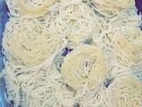 صينية الشعيرية بالخضار لذيذه ويحبوها الصغار قبل الكبار