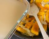 Foto langkah ke 3 dari resep Creamy Pumkin Soup.