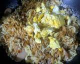 Cara Membuat Mie Goreng Sosis 4