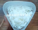 Foto langkah ke 4 dari resep Onigiri Tuna Mayo Rumahan.