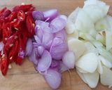 Foto langkah ke 3 dari resep Tumis Brokoli Sederhana.