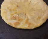 तिल-गुड  तवापोली(til gud tavapoli recipe in hindi) रेसिपी चरण 5 फोटो