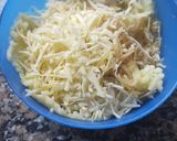 Foto del paso 1 de la receta: Waffles de papa y cebolla