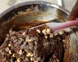 A picture of step 5 of Rounies (not quite brownies and too rich to be cookies).