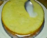 A picture of step 3 of Simple cream cake.