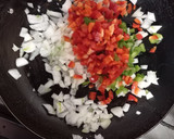 Foto del paso 2 de la receta: Empanadas de pollo súper jugosas 🤩