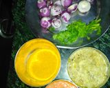 A picture of step 1 of Gravy onion vegetable.