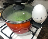 Foto del paso 2 de la receta: Judía verde con patatas y hamburguesa de pollo a la plancha con aderezo VIDALIM