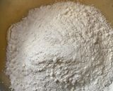 A picture of step 3 of Gajar Halwa Cake.