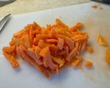 Foto del passaggio 2 della ricetta Pasta al salmone con crema di burrata