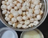 મસાલા મેજિક મખાના (Masala Magic Makhana Recipe In Gujarati) રેસીપી સ્ટેપ1ફોટો