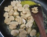 Foto langkah ke 4 dari resep Chicken Steak with Mushroom Sauce.