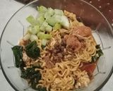 Foto langkah ke 4 dari resep Mie dokdok korean spicy chicken.