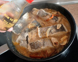 Foto del paso 5 de la receta: Lomos de merluza en salsa de lima y vino blanco