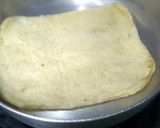 A picture of step 5 of Paneer Capsicum Kulcha.