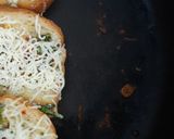 A picture of step 4 of Cheese garlic bread.