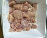 รูปขั้นตอนการทำที่ 2 ของ ไก่อบสับปะรด