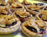 A picture of step 8 of Cornflake Jam Tarts.