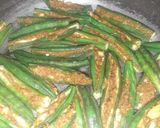 भिन्डी भरवा (bhindi bharwa recipe in Hindi) रेसिपी चरण 3 फोटो