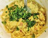 Foto del paso 4 de la receta: Salsa Guacamole con Nachos