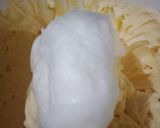 Foto langkah ke 3 dari resep Marmer Cake Lembut 8 telur #Fitrisasmaya.