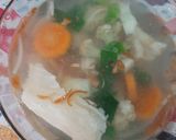 Foto langkah ke 7 dari resep Sop Ayam Kulit Tahu.